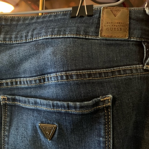 Women’s guess bootcut blue jeans. Size 32. Low rise. - Picture 5 of 5